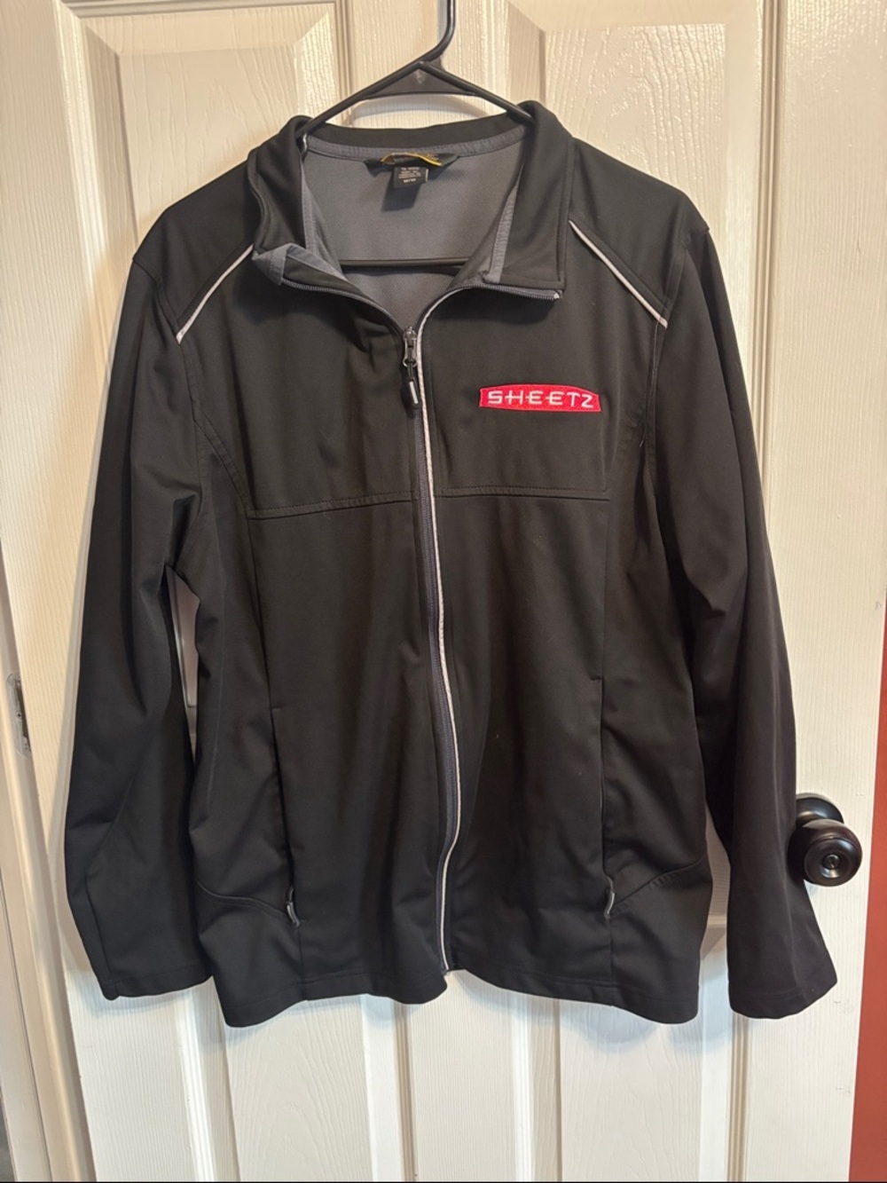 Men's Black Lightweight Full-Zip Jacket